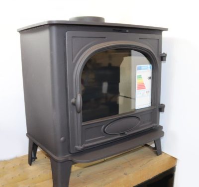 Ex-display-Stovax-Stockton-8-woodburner-flat-top